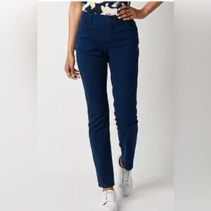 Liz Claiborne Womens Sara Mid Rise Slim Fit, Skinny Leg Jean Size  …